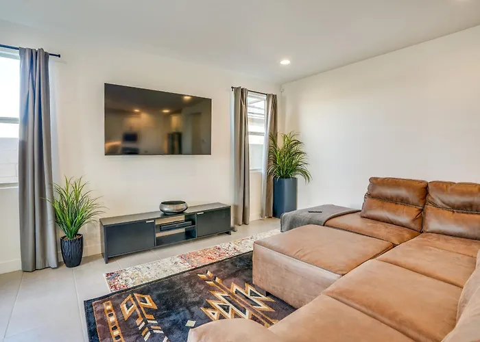 Ferienhaus 5 Mi To Westgate! Newly Built Family Retreat Glendale